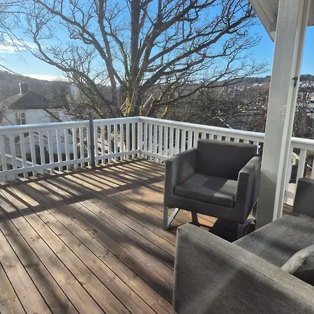 アパート Solrikt Med Kort Avstand Til Byen