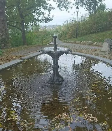 アパート Solrikt Med Kort Avstand Til Byen *