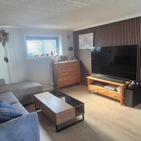 Apartment Solrikt Med Kort Avstand Til Byen