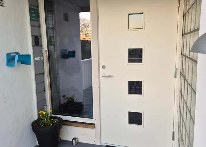 Apartment Solrikt Med Kort Avstand Til Byen *