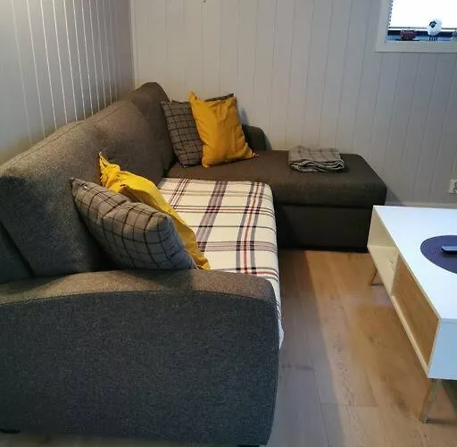 Solrikt Med Kort Avstand Til Byen *