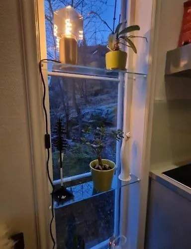 Solrikt Med Kort Avstand Til Byen Apartment