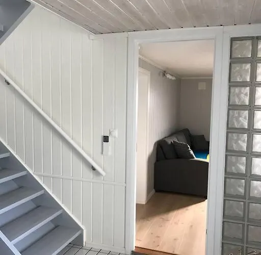 아파트 Solrikt Med Kort Avstand Til Byen